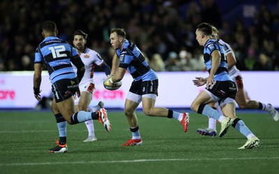 251025 - Cardiff Rugby v Edinburgh - United Rugby Championship - Ioan Lloyd of Cardiff 