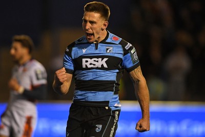 251025 - Cardiff Rugby v Edinburgh Rugby - United Rugby Championship - Josh Adams of Cardiff Rugby celebrates scoring a try