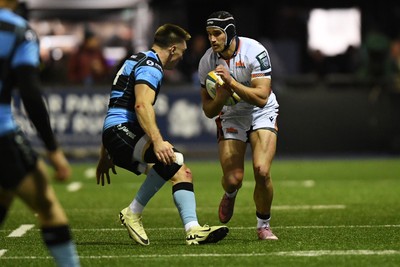 251025 - Cardiff Rugby v Edinburgh Rugby - United Rugby Championship - James Lang of Edinburgh is challenged by Josh Adams of Cardiff Rugby