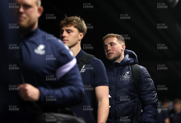 251025 - Cardiff Rugby v Edinburgh - United Rugby Championship - Ioan Lloyd of Cardiff arrives at the stadium