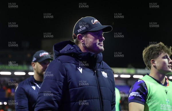 251025 - Cardiff Rugby v Edinburgh - United Rugby Championship - Edinburgh Rugby Head Coach Sean Everitt 