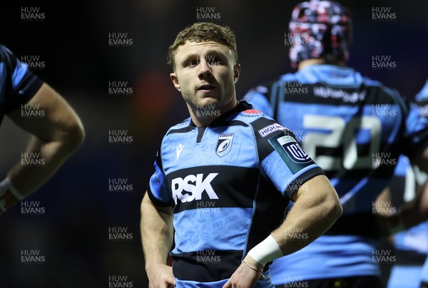 251025 - Cardiff Rugby v Edinburgh - United Rugby Championship - Tom Bowen of Cardiff 