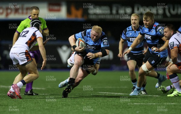 251025 - Cardiff Rugby v Edinburgh - United Rugby Championship - Keiron Assiratti of Cardiff 