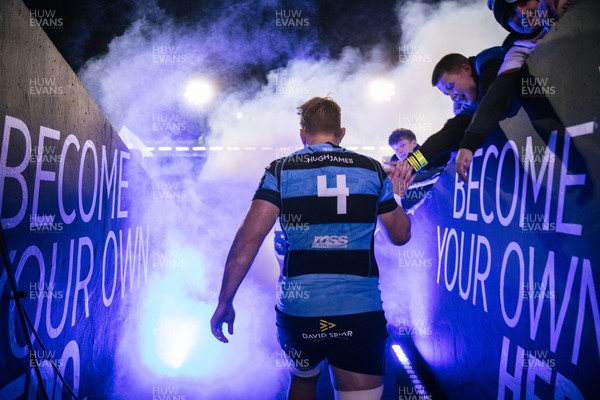 251025 - Cardiff Rugby v Edinburgh - United Rugby Championship - Josh McNally of Cardiff 