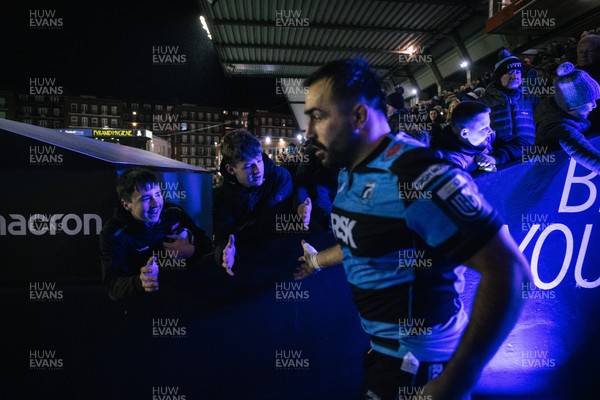 251025 - Cardiff Rugby v Edinburgh - United Rugby Championship - Liam Belcher of Cardiff 