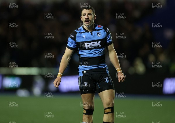251025 - Cardiff Rugby v Edinburgh - United Rugby Championship - Harri Millard of Cardiff 
