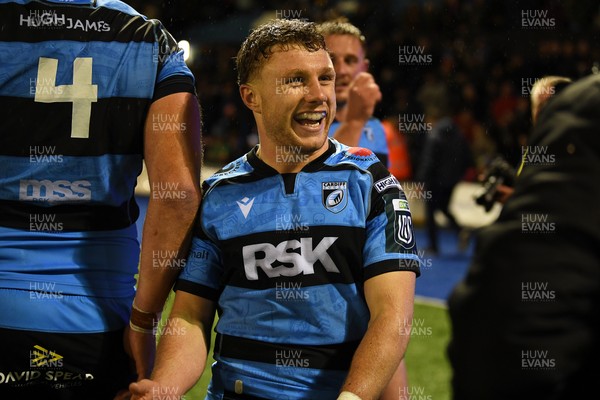 251025 - Cardiff Rugby v Edinburgh Rugby - United Rugby Championship - Tom Bowen of Cardiff Rugby celebrates the win at full time