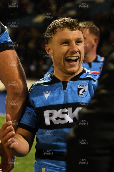 251025 - Cardiff Rugby v Edinburgh Rugby - United Rugby Championship - Tom Bowen of Cardiff Rugby celebrates the win at full time