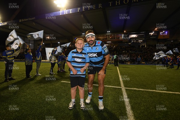251025 - Cardiff Rugby v Edinburgh Rugby - United Rugby Championship - Mascot