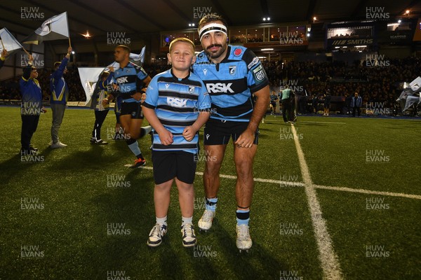 251025 - Cardiff Rugby v Edinburgh Rugby - United Rugby Championship - Mascot