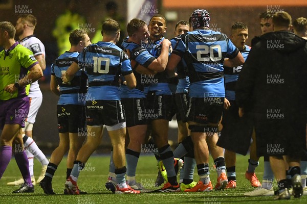 251025 - Cardiff Rugby v Edinburgh Rugby - United Rugby Championship - Cardiff celebrate at full time
