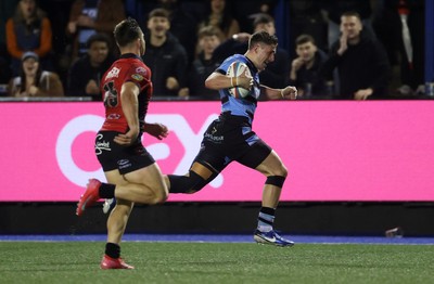 210325 - Cardiff Rugby v Emirates Lions - United Rugby Championship - Harri Millard of Cardiff runs in to score a try