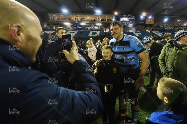 210325 - Cardiff Rugby v Emirates Lions - United Rugby Championship - Alun Lawrence of Cardiff with fans at full time