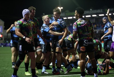 270925 - Cardiff Rugby v Emirates Lions - United Rugby Championship - Alex Mann of Cardiff celebrates scoring a try with team mates