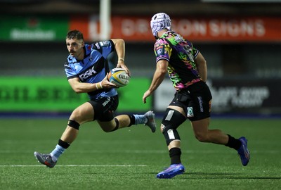 270925 - Cardiff Rugby v Emirates Lions - United Rugby Championship - Harri Millard of Cardiff 