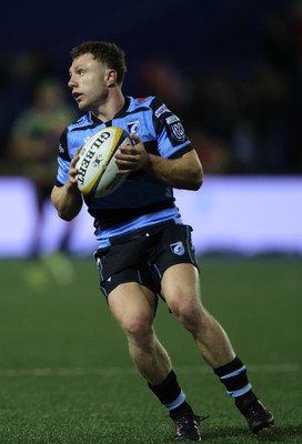 270925 - Cardiff Rugby v Emirates Lions - United Rugby Championship - Tom Bowen of Cardiff 