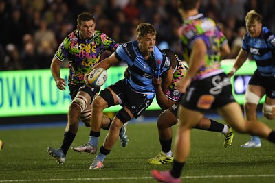 270925 - Cardiff Rugby v Emirates Lions - United Rugby Championship - Alex Mann of Cardiff Rugby