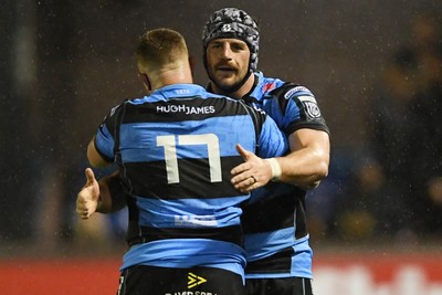 270925 - Cardiff Rugby v Emirates Lions - United Rugby Championship - Alun Lawrence of Cardiff Rugby celebrates the win with Danny Southworth of Cardiff Rugby at full time