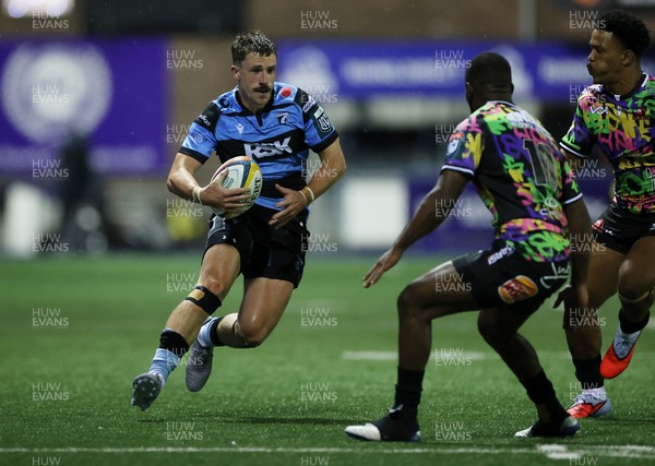 270925 - Cardiff Rugby v Emirates Lions - United Rugby Championship - Harri Millard of Cardiff 