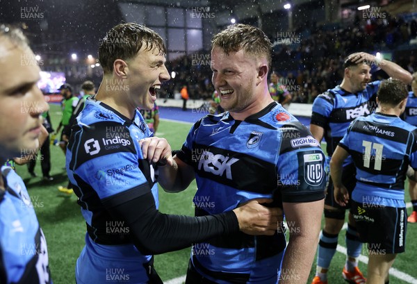 270925 - Cardiff Rugby v Emirates Lions - United Rugby Championship - Jacob Beetham and Evan Lloyd of Cardiff celebrate at full time