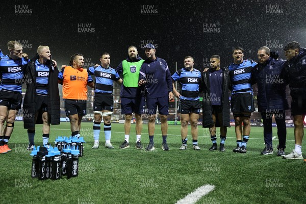 270925 - Cardiff Rugby v Emirates Lions - United Rugby Championship - Cardiff Care Taker Head Coach Corniel van Zyl speaks to the team