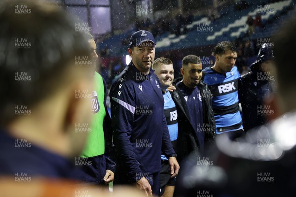 270925 - Cardiff Rugby v Emirates Lions - United Rugby Championship - Cardiff Care Taker Head Coach Corniel van Zyl speaks to the team