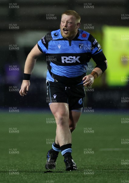 270925 - Cardiff Rugby v Emirates Lions - United Rugby Championship - Keiron Assiratti of Cardiff 