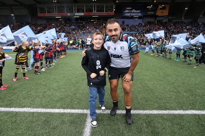 190926 - Cardiff Rugby v Exeter Chiefs - Pre Season Friendly - Liam Belcher of Cardiff with mascot
