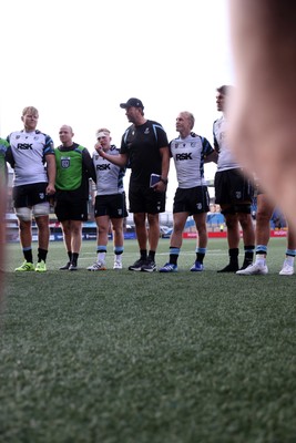 190926 - Cardiff Rugby v Exeter Chiefs - Pre Season Friendly - Cardiff Head Coach Corniel Van Zyl speaks in the team huddle