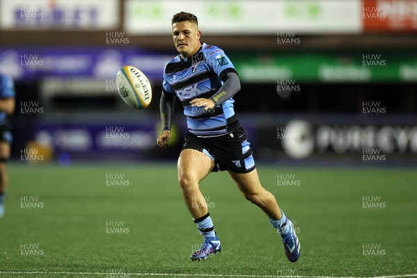 041024 - Cardiff Rugby v Glasgow Warriors - United Rugby Championship - Callum Sheedy of Cardiff 