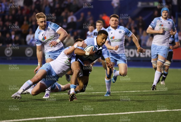 260322 - Cardiff Rugby v Glasgow Warriors, United Rugby Championship - Theo Cabango of Cardiff Rugby races through to score try