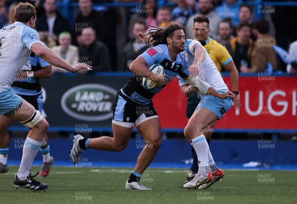 260322 - Cardiff Rugby v Glasgow Warriors, United Rugby Championship - Josh Navidi of Cardiff Rugby charges forward