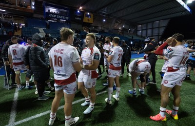231026 Cardiff Rugby v Hollywoodbets Sharks, BKT United Rugby Championship - Hollywoodbets Sharks players at the end of the match