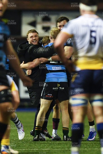 270226 - Cardiff Rugby v Leinster - United Rugby Championship - Cardiff players celebrate the win at full time