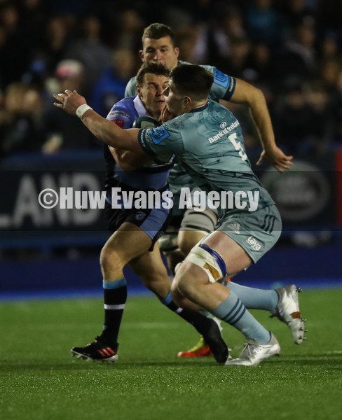 290122 - Cardiff Rugby v Leinster Rugby, United Rugby Championship - Jarrod Evans of Cardiff Rugby is tackled by Joe McCarthy of Leinster