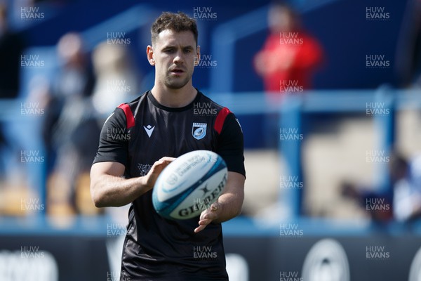 170922 - Cardiff Rugby v Munster - United Rugby Championship - Tomos Williams of Cardiff Rugby warms up ahead of the match