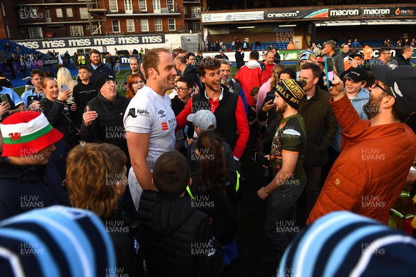 230422 - Cardiuff Rugby v Ospreys - United Rugby Championship - Alun Wyn Jones of Ospreys with supporters at the end of the game