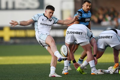 240426 - Cardiff Rugby v Ospreys - United Rugby Championship - Rueben Morgan-Williams of Ospreys