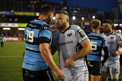 240426 - Cardiff Rugby v Ospreys - United Rugby Championship - George Nott of Cardiff Rugby and Morgan Morris of Ospreys at full time