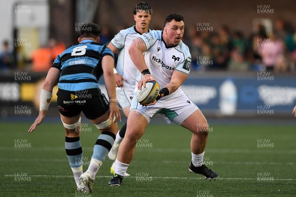 240426 - Cardiff Rugby v Ospreys - United Rugby Championship - Ben Warren of Ospreys