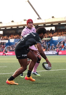 100126 - Cardiff Rugby v Racing 92, EPCR Challenge Cup -Selestino Ravutaumada of Racing 92 races in to score try