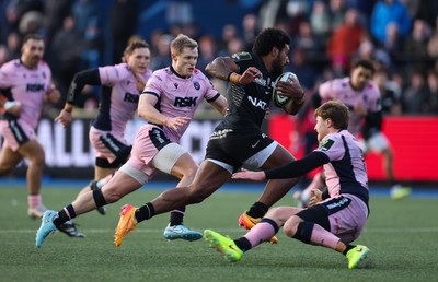 100126 - Cardiff Rugby v Racing 92, EPCR Challenge Cup - Selestino Ravutaumada of Racing 92 breaks away