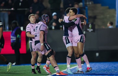 100126 - Cardiff Rugby v Racing 92, EPCR Challenge Cup - Ben Thomas of Cardiff Rugby celebrates with team mates after he runs in to score try