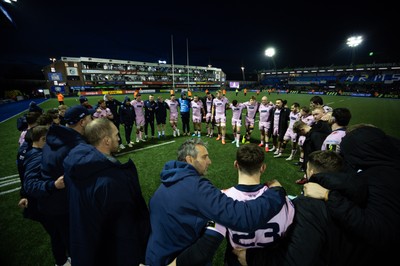 100126 - Cardiff Rugby v Racing 92, EPCR Challenge Cup - Cardiff Rugby huddle up0 at the end of the match