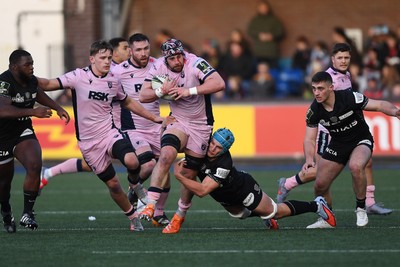 100126 - Cardiff Rugby v Racing 92 - EPCR Challenge Cup - Alun Lawrence of Cardiff Rugby is challenged by Maxime Baudonne of Racing 92