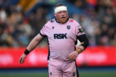 100126 - Cardiff Rugby v Racing 92 - EPCR Challenge Cup - Kieron Assiratti of Cardiff Rugby