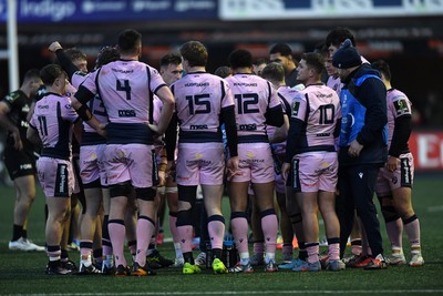 100126 - Cardiff Rugby v Racing 92 - EPCR Challenge Cup - Cardiff huddle