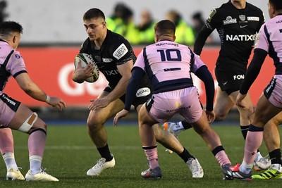 100126 - Cardiff Rugby v Racing 92 - EPCR Challenge Cup - Vladi Ashvetia of Racing 92 is challenged by Callum Sheedy of Cardiff Rugby