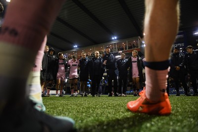 100126 - Cardiff Rugby v Racing 92 - EPCR Challenge Cup - Cardiff interim head coach, Corniel Van Zyl leads his sides team huddle at full time