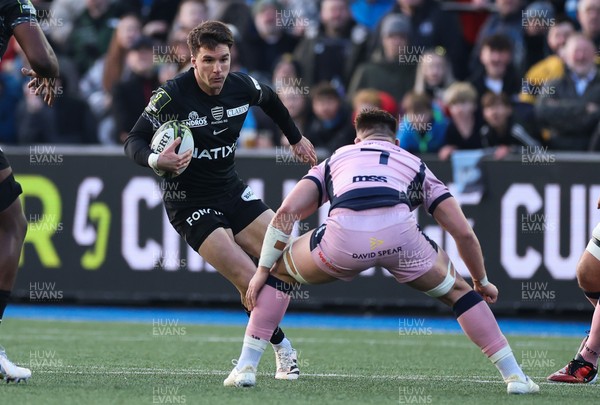 100126 - Cardiff Rugby v Racing 92, EPCR Challenge Cup - Geronimo Prisciantelli of Racing 92 takes on Taine Basham of Cardiff Rugby